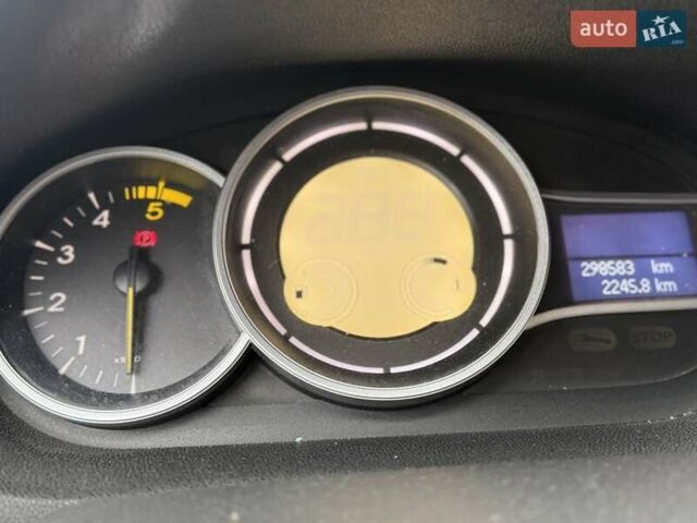 Серый Рено Меган, объемом двигателя 1.46 л и пробегом 299 тыс. км за 6200 $, фото 5 на Automoto.ua