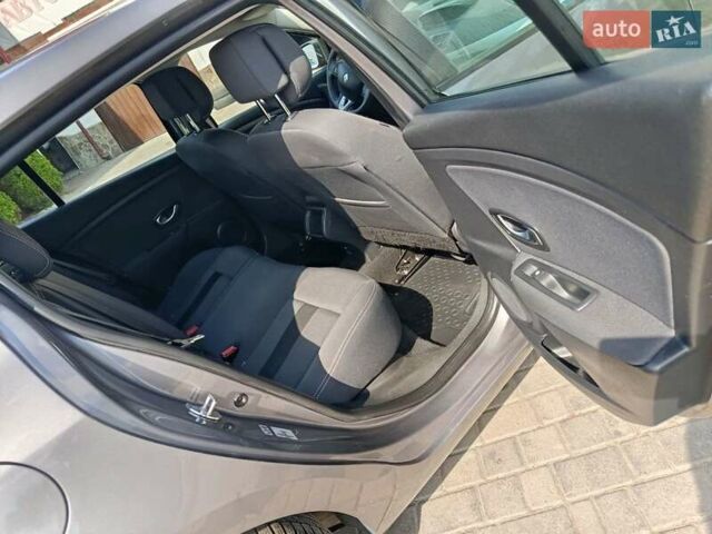 Сірий Рено Меган, об'ємом двигуна 1.5 л та пробігом 155 тис. км за 7057 $, фото 12 на Automoto.ua