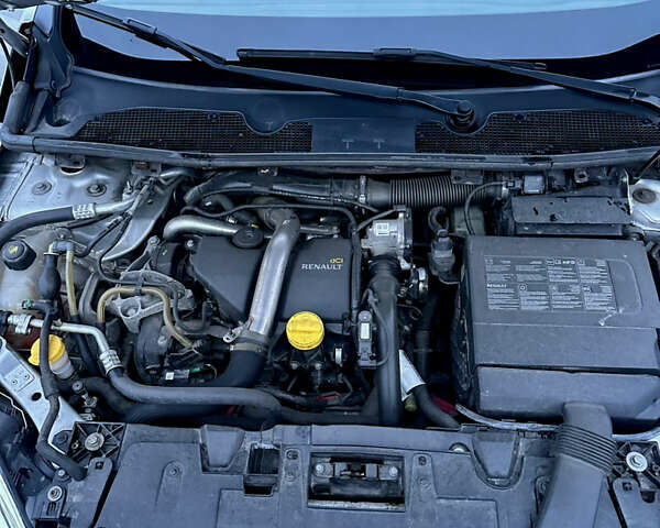 Серый Рено Меган, объемом двигателя 1.46 л и пробегом 260 тыс. км за 7200 $, фото 22 на Automoto.ua