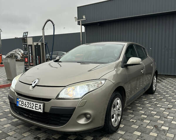 Серый Рено Меган, объемом двигателя 1.6 л и пробегом 248 тыс. км за 6800 $, фото 22 на Automoto.ua