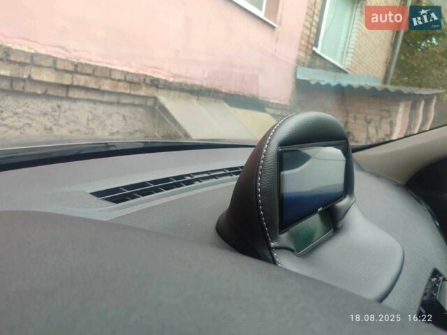 Сірий Рено Меган, об'ємом двигуна 2 л та пробігом 172 тис. км за 7000 $, фото 6 на Automoto.ua