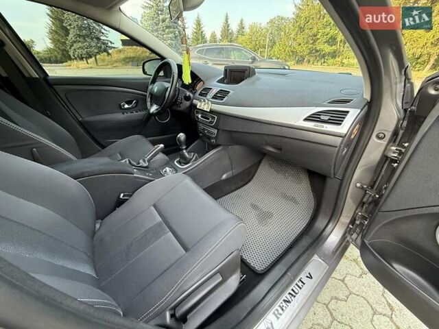 Серый Рено Меган, объемом двигателя 1.46 л и пробегом 268 тыс. км за 6650 $, фото 15 на Automoto.ua