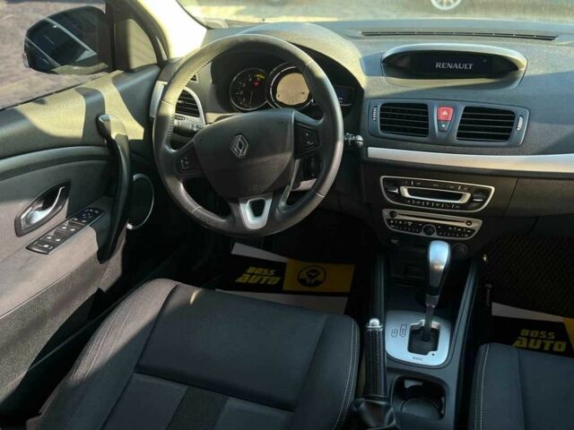 Серый Рено Меган, объемом двигателя 1.5 л и пробегом 289 тыс. км за 7200 $, фото 13 на Automoto.ua