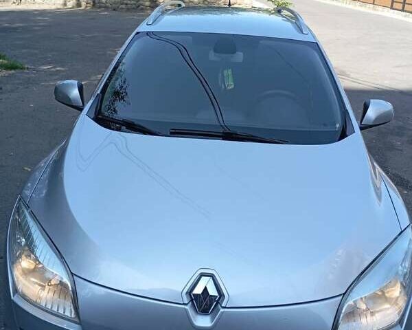Сірий Рено Меган, об'ємом двигуна 1.9 л та пробігом 237 тис. км за 5800 $, фото 4 на Automoto.ua