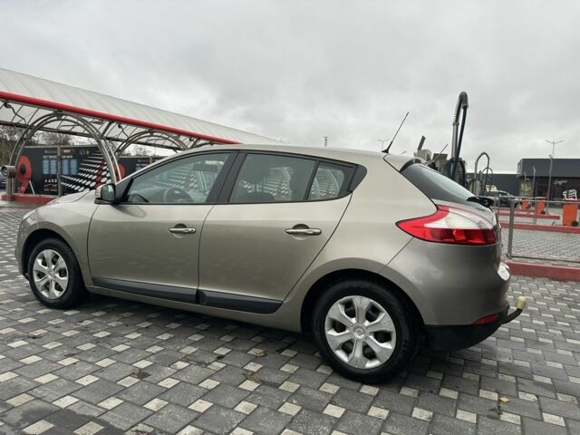 Серый Рено Меган, объемом двигателя 1.6 л и пробегом 248 тыс. км за 6800 $, фото 5 на Automoto.ua