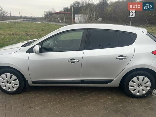 Серый Рено Меган, объемом двигателя 1.46 л и пробегом 322 тыс. км за 5800 $, фото 6 на Automoto.ua