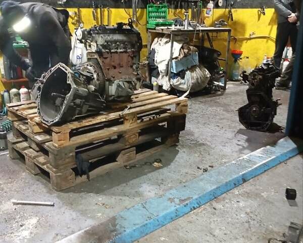 Сірий Рено Меган, об'ємом двигуна 1.5 л та пробігом 780 тис. км за 4300 $, фото 4 на Automoto.ua