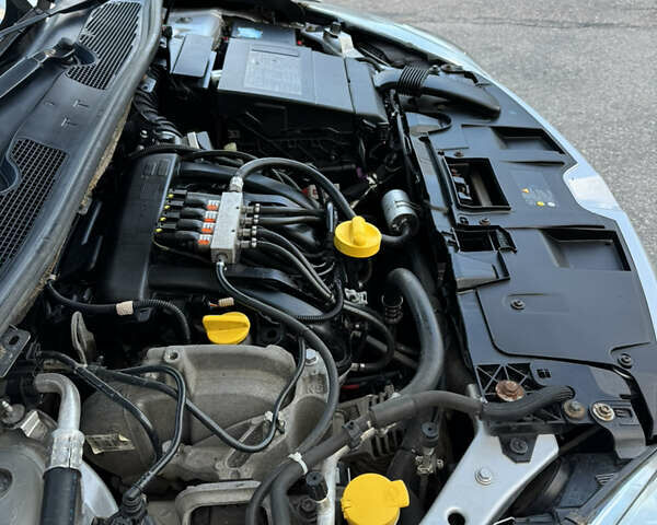 Серый Рено Меган, объемом двигателя 1.6 л и пробегом 180 тыс. км за 6550 $, фото 41 на Automoto.ua