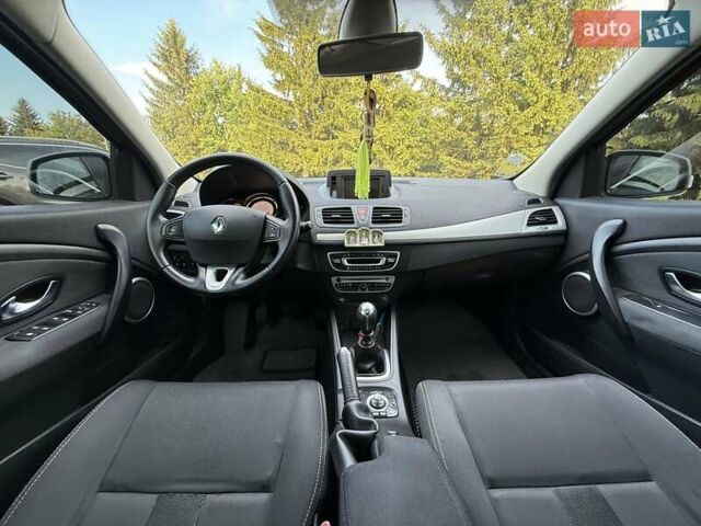 Серый Рено Меган, объемом двигателя 1.46 л и пробегом 268 тыс. км за 6650 $, фото 11 на Automoto.ua