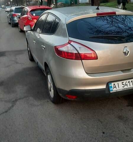 Серый Рено Меган, объемом двигателя 1.6 л и пробегом 215 тыс. км за 5999 $, фото 4 на Automoto.ua
