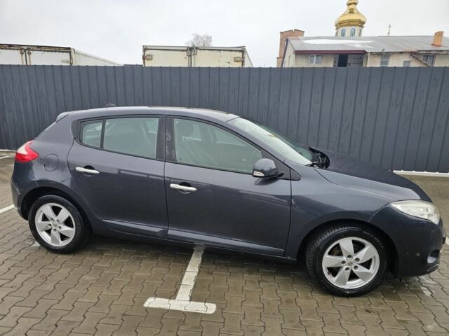 Серый Рено Меган, объемом двигателя 1.6 л и пробегом 180 тыс. км за 6500 $, фото 19 на Automoto.ua