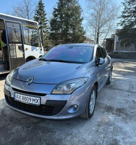 Сірий Рено Меган, об'ємом двигуна 2 л та пробігом 258 тис. км за 6500 $, фото 2 на Automoto.ua