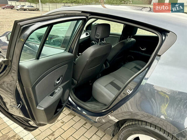 Серый Рено Меган, объемом двигателя 1.6 л и пробегом 164 тыс. км за 8000 $, фото 27 на Automoto.ua