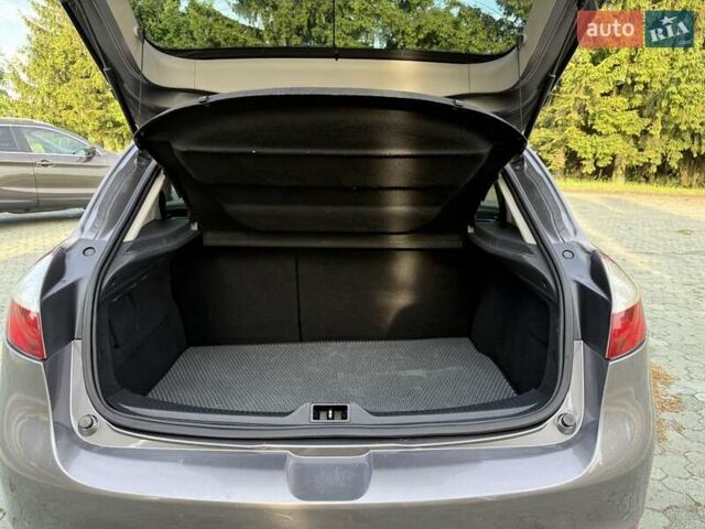 Серый Рено Меган, объемом двигателя 1.46 л и пробегом 268 тыс. км за 6650 $, фото 3 на Automoto.ua