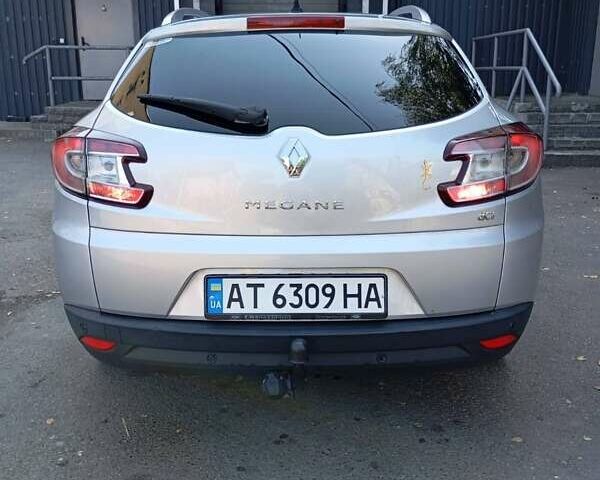 Сірий Рено Меган, об'ємом двигуна 1.9 л та пробігом 237 тис. км за 5800 $, фото 17 на Automoto.ua