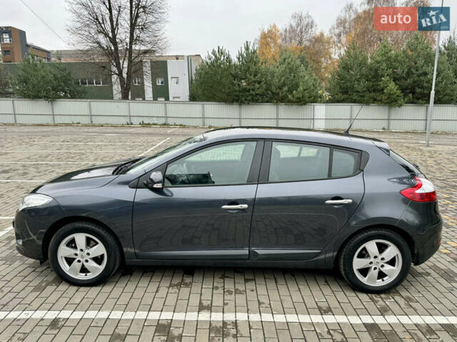 Серый Рено Меган, объемом двигателя 1.6 л и пробегом 164 тыс. км за 8000 $, фото 7 на Automoto.ua