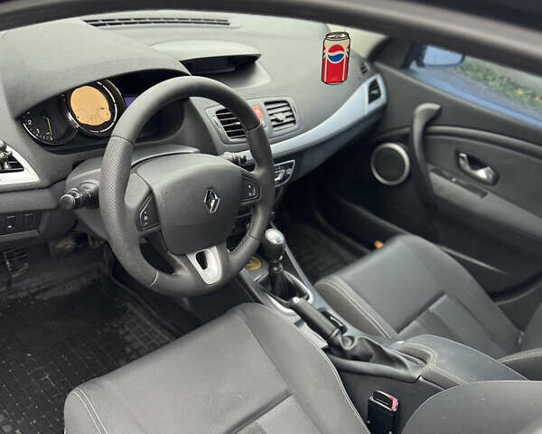 Серый Рено Меган, объемом двигателя 1.46 л и пробегом 280 тыс. км за 6200 $, фото 6 на Automoto.ua