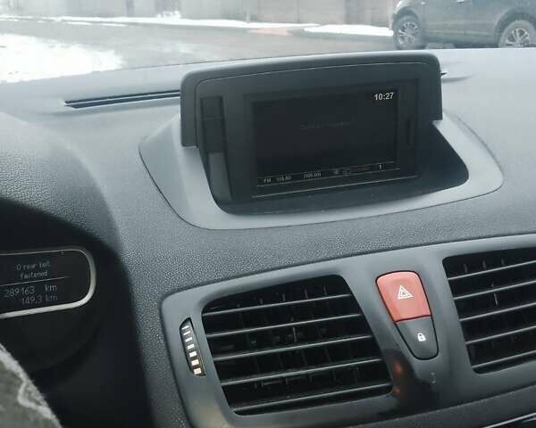 Сірий Рено Меган, об'ємом двигуна 1.46 л та пробігом 291 тис. км за 6200 $, фото 5 на Automoto.ua