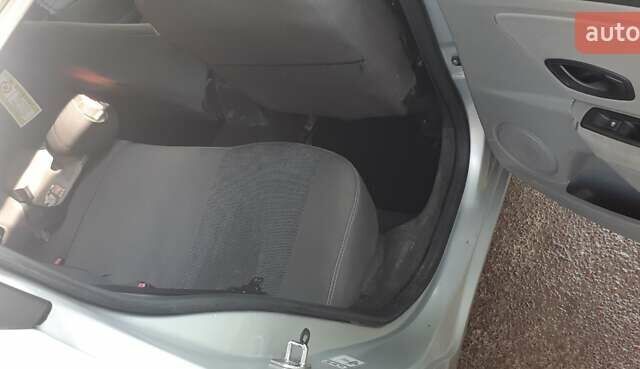 Серый Рено Меган, объемом двигателя 1.5 л и пробегом 282 тыс. км за 7499 $, фото 12 на Automoto.ua