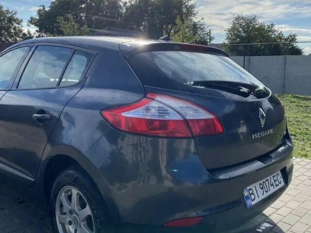 Сірий Рено Меган, об'ємом двигуна 1.5 л та пробігом 290 тис. км за 6700 $, фото 7 на Automoto.ua