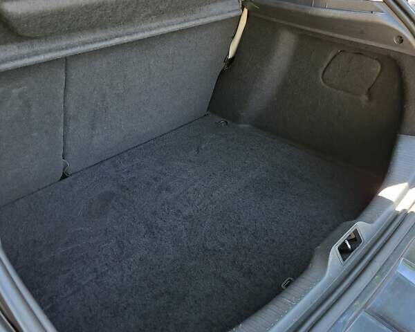 Рено Меган 2011 в Запорожье на Automoto.ua Серый Рено Меган, объемом двигателя 1.4 л и пробегом 227 тыс. км за 7300 $, фото 19 на Automoto.ua