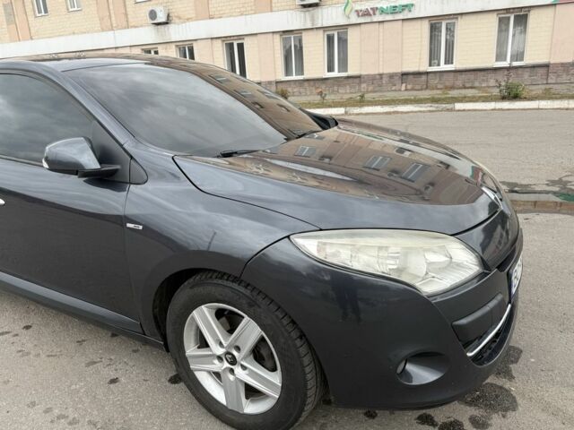 Сірий Рено Меган, об'ємом двигуна 1.5 л та пробігом 287 тис. км за 6800 $, фото 5 на Automoto.ua