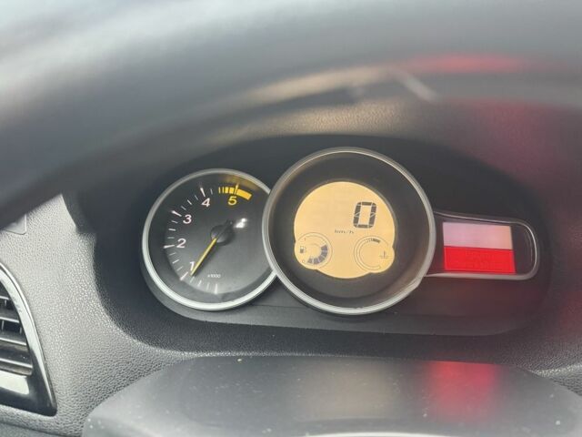 Серый Рено Меган, объемом двигателя 1.5 л и пробегом 286 тыс. км за 6200 $, фото 10 на Automoto.ua