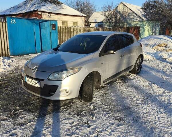 Сірий Рено Меган, об'ємом двигуна 1.9 л та пробігом 242 тис. км за 7500 $, фото 5 на Automoto.ua