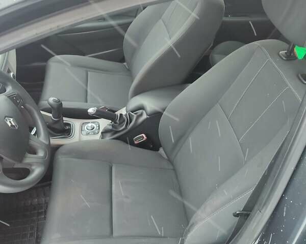 Серый Рено Меган, объемом двигателя 1.46 л и пробегом 296 тыс. км за 7000 $, фото 14 на Automoto.ua