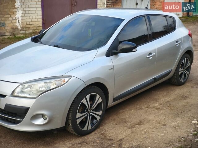 Сірий Рено Меган, об'ємом двигуна 1.9 л та пробігом 258 тис. км за 6800 $, фото 1 на Automoto.ua