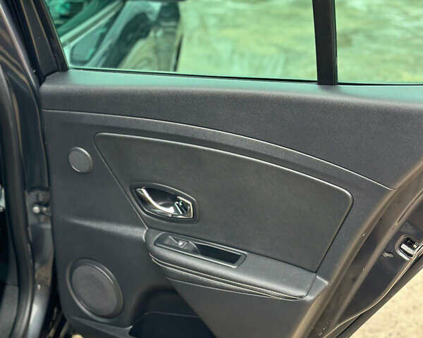 Сірий Рено Меган, об'ємом двигуна 1.5 л та пробігом 144 тис. км за 7999 $, фото 18 на Automoto.ua