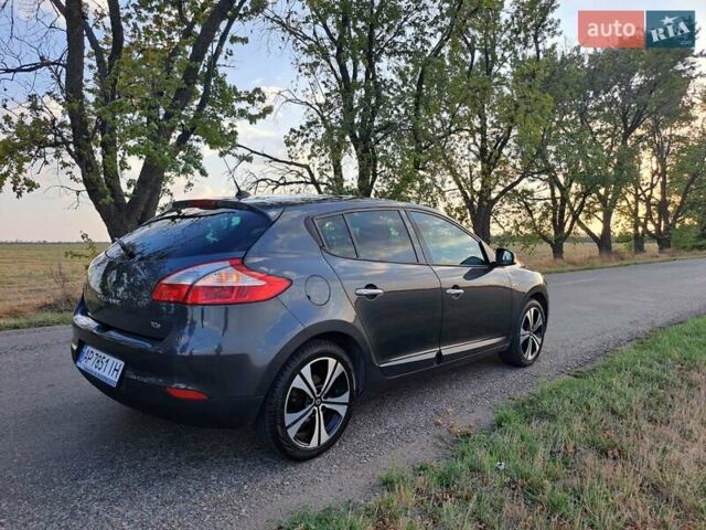 Рено Меган 2011 в Запорожье на Automoto.ua Серый Рено Меган, объемом двигателя 1.4 л и пробегом 227 тыс. км за 7300 $, фото 22 на Automoto.ua