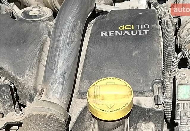 Серый Рено Меган, объемом двигателя 1.46 л и пробегом 190 тыс. км за 7200 $, фото 2 на Automoto.ua