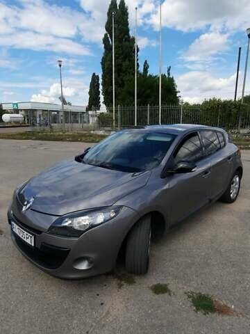 Сірий Рено Меган, об'ємом двигуна 1.5 л та пробігом 196 тис. км за 7400 $, фото 7 на Automoto.ua
