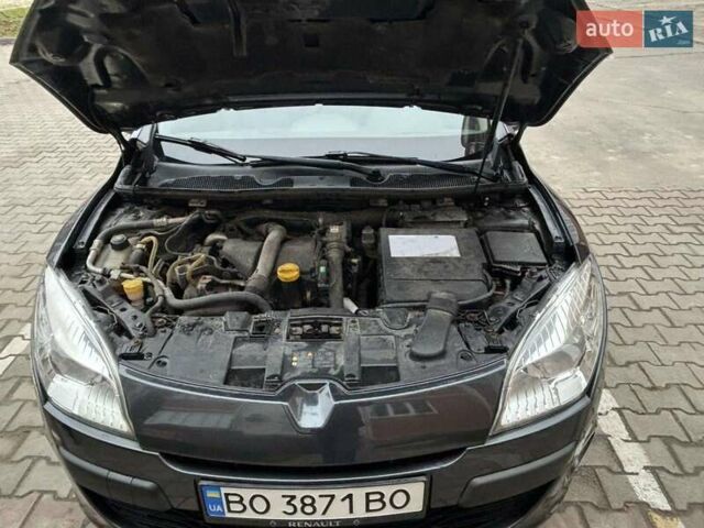 Сірий Рено Меган, об'ємом двигуна 1.46 л та пробігом 229 тис. км за 5500 $, фото 9 на Automoto.ua