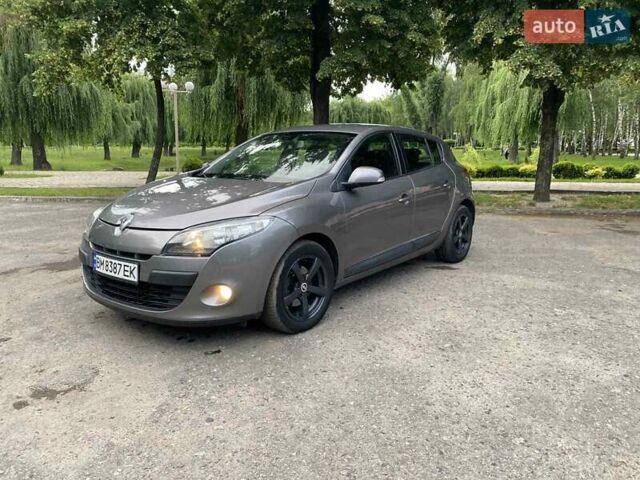 Серый Рено Меган, объемом двигателя 1.46 л и пробегом 275 тыс. км за 6300 $, фото 1 на Automoto.ua