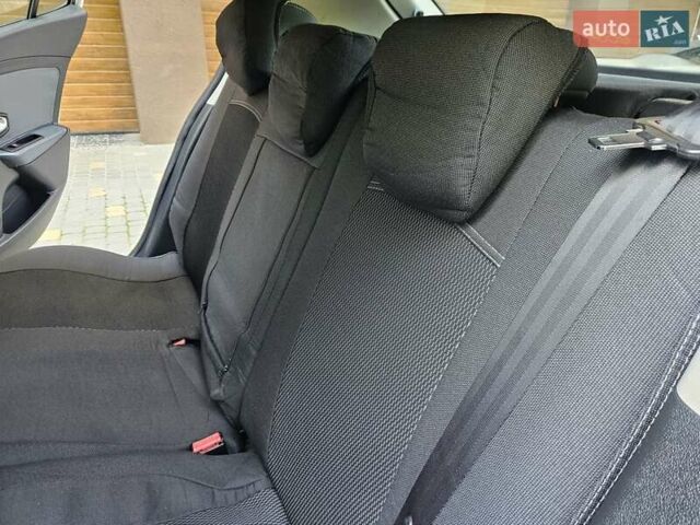 Серый Рено Меган, объемом двигателя 1.5 л и пробегом 288 тыс. км за 5800 $, фото 17 на Automoto.ua