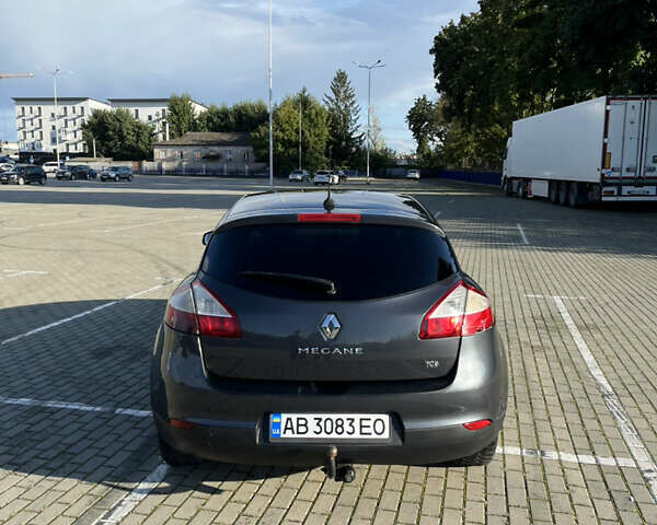 Серый Рено Меган, объемом двигателя 1.4 л и пробегом 175 тыс. км за 5499 $, фото 2 на Automoto.ua