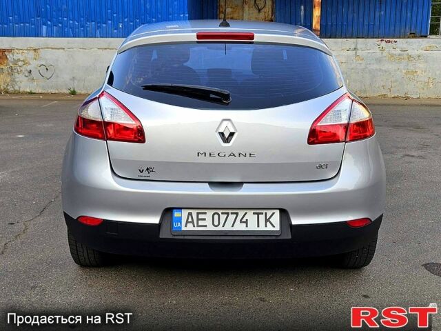 Сірий Рено Меган, об'ємом двигуна 1.5 л та пробігом 194 тис. км за 7100 $, фото 2 на Automoto.ua