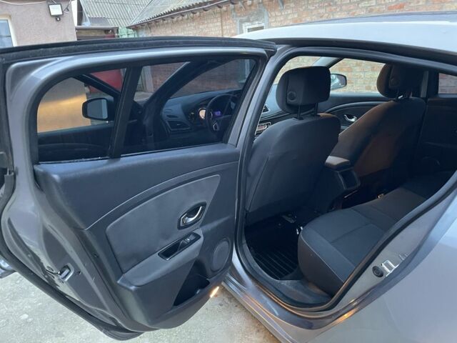 Серый Рено Меган, объемом двигателя 1.5 л и пробегом 200 тыс. км за 6200 $, фото 11 на Automoto.ua