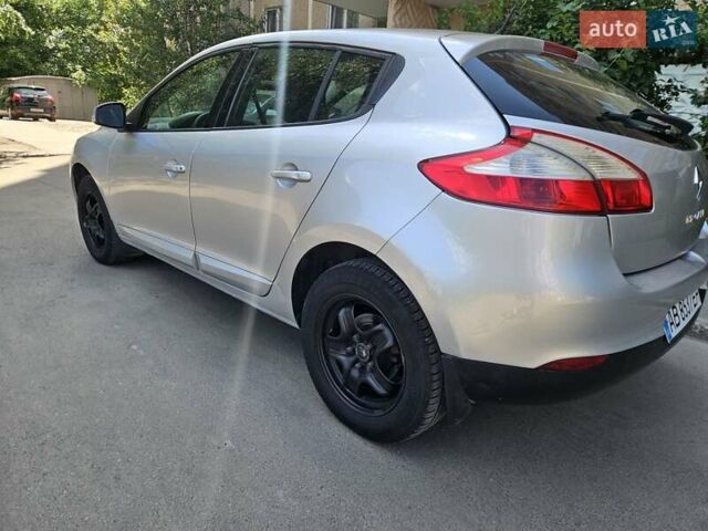 Серый Рено Меган, объемом двигателя 1.5 л и пробегом 288 тыс. км за 5800 $, фото 31 на Automoto.ua