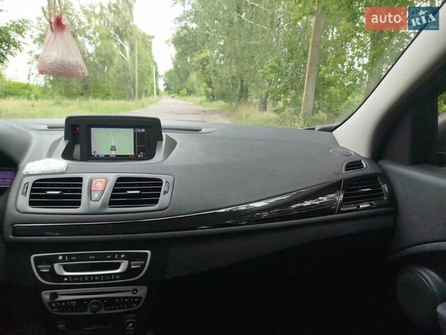 Серый Рено Меган, объемом двигателя 1.5 л и пробегом 274 тыс. км за 6500 $, фото 6 на Automoto.ua