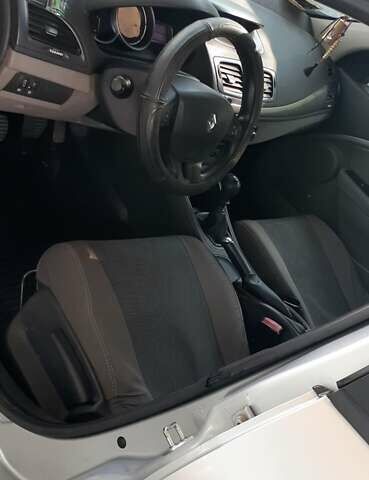 Серый Рено Меган, объемом двигателя 1.5 л и пробегом 282 тыс. км за 7499 $, фото 2 на Automoto.ua