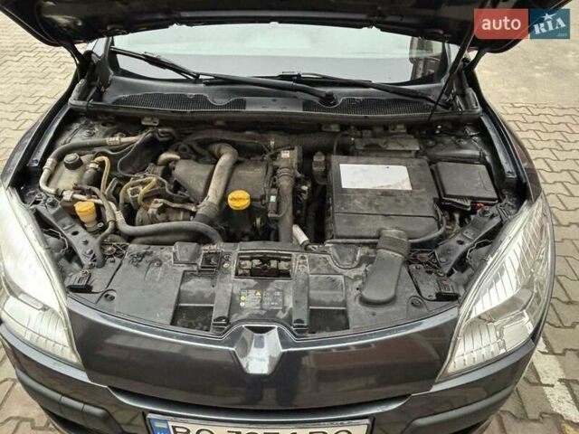 Сірий Рено Меган, об'ємом двигуна 1.46 л та пробігом 229 тис. км за 5500 $, фото 6 на Automoto.ua
