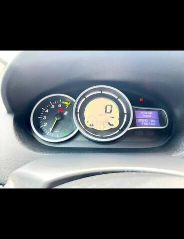 Рено Меган 2011 в Виннице на Automoto.ua Серый Рено Меган, объемом двигателя 1.6 л и пробегом 279 тыс. км за 6700 $, фото 9 на Automoto.ua