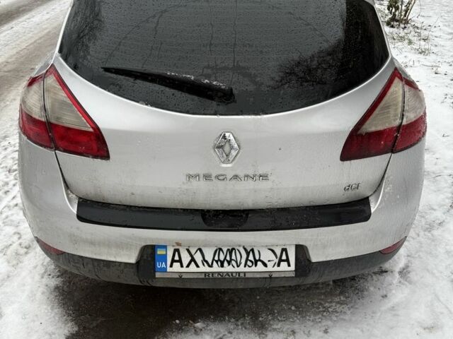 Серый Рено Меган, объемом двигателя 1.5 л и пробегом 286 тыс. км за 6200 $, фото 6 на Automoto.ua
