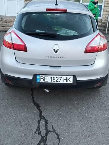 Серый Рено Меган, объемом двигателя 1.5 л и пробегом 400 тыс. км за 5500 $, фото 6 на Automoto.ua