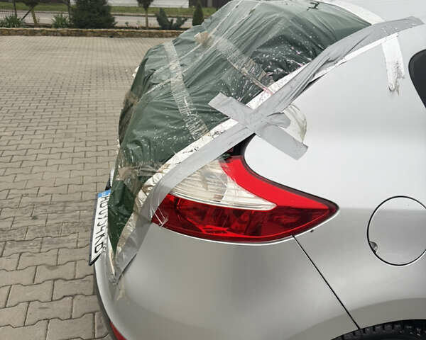 Серый Рено Меган, объемом двигателя 1.46 л и пробегом 299 тыс. км за 4000 $, фото 4 на Automoto.ua