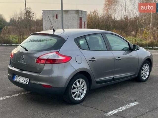 Серый Рено Меган, объемом двигателя 1.5 л и пробегом 211 тыс. км за 7200 $, фото 4 на Automoto.ua