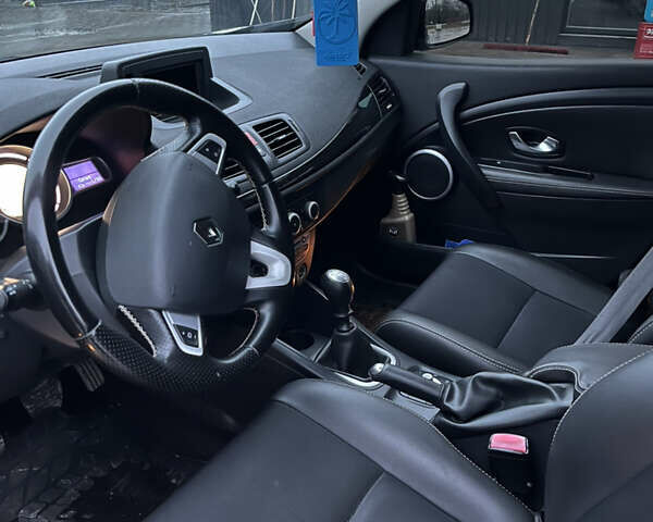 Сірий Рено Меган, об'ємом двигуна 1.4 л та пробігом 178 тис. км за 5700 $, фото 11 на Automoto.ua